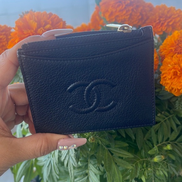 CHANEL Accessories - Chanel Caviar Leather Card Holder